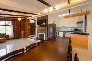 5BR Crystal Slopes and 6 slot Reserved Parking - 2