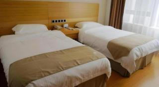 GreenTree Inn Suzhou Changshu North Haiyu Road Changhui Square Express Hotel - 1
