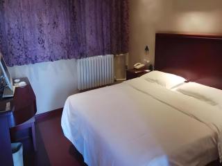 GreenTree Inn Shandong Yantai Penglai Pavilion Bus station Express Hotel - 9