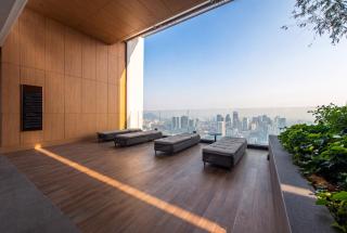 KLCC Skyline Embassy by Avery#Located in City Center#1KM to Twin Towers#Rooftop Infinity pool#中英文房东 - 2