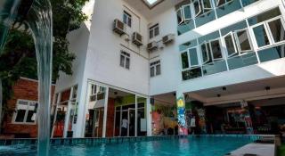 Brick House Hostel - 6
