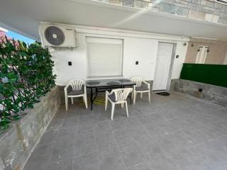 Skopje Comfort-Private Parking - 4