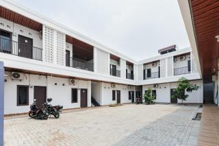 RedDoorz Plus Syariah near Mall Boemi Kedaton Lampung - 5