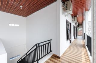 RedDoorz Plus Syariah near Mall Boemi Kedaton Lampung - 3