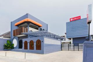 RedDoorz Plus Syariah near Mall Boemi Kedaton Lampung - 2