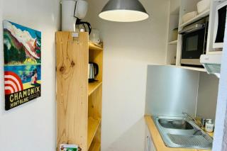 Bright with balcony views of Mont Blanc Parking - 2