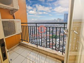 Strategic 1BR 18th Residence Rasuna Pool & Gym - 4