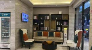 City Comfort Inn Wuzhou Wangcheng Square - 1