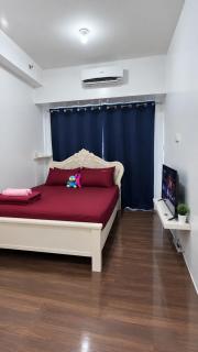 Balcony Studio in Makati Air Residences Near Makati CBD - 9