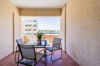 Calina - 3BR Apt W Pool & Balcony in Mackenzie - 5