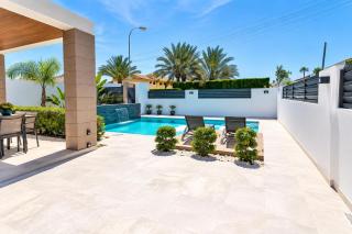 Luxury Villa - 9