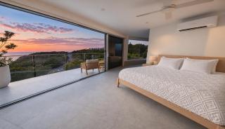 Coolum Bays Beachfront Apartment with Ocean View Bath - 6