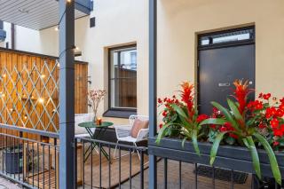 Stylish Ullanlinna Flat with Patio - 8