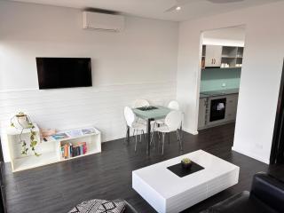 Esperance Waterfront Apartment - 7