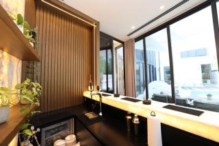 Luxury 4BR Villa in Yas Acres with Private Pool, Gym & Sauna - 6