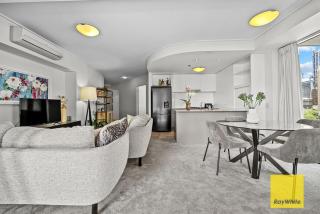 Two bedroom apartment with bridge view includes 1car park - 6