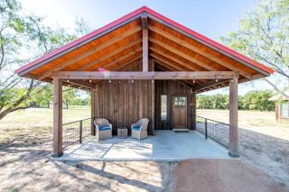 Restful Weekends For Two in Waco, Texas, at this Charming Glamping Cabin - 0