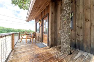 Texan Tree House for an Outdoor Adventure near Magnolia - 0
