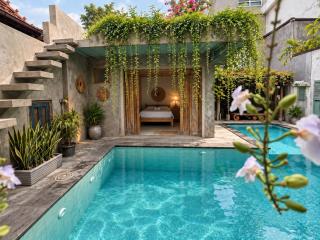 Nextdoor Rooms - 8