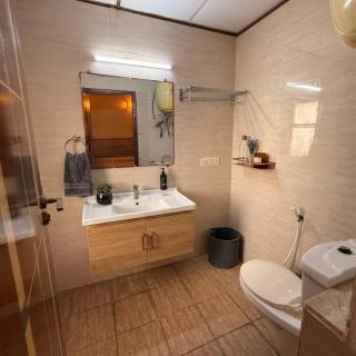 Vrindavan Luxury 1BHK - Prem Mandir Keli Kunj - 4