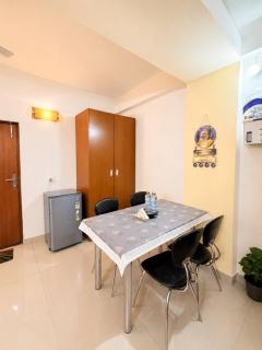 Vrindavan Luxury 1BHK - Prem Mandir Keli Kunj - 1