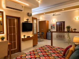 Vrindavan Luxury 1BHK - Prem Mandir Keli Kunj - 9