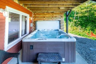 Spa & Pool Table - Le Boreal - 9