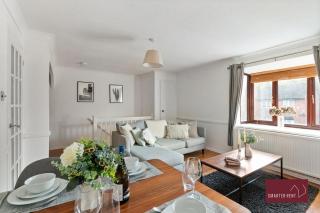 Hitchin - 2 Bedroom Maisonette - 8