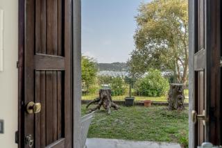 La Grotta sul Lago - Lakefront apartment 5 min to Arona - private parking - 0