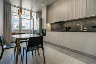27-311 Manhattan, Beresteiskyi 11, Kyiv, Politekh metro nearby, fantastic city view, Petrovdom Apartment - 0