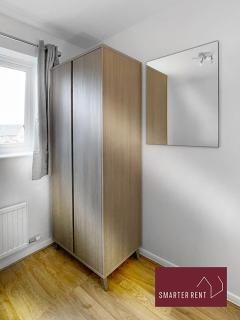 Yateley - Spacious 2 Bedroom House - Finchampstead - 1