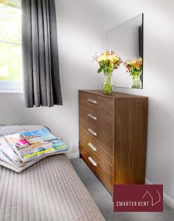 Bracknell - Modern, Spacious 1 Bedroom House - 5