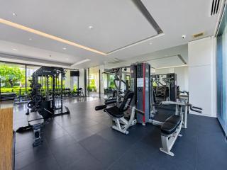 Near BTS l Central Sukhumvit l Pool and Garden - 8