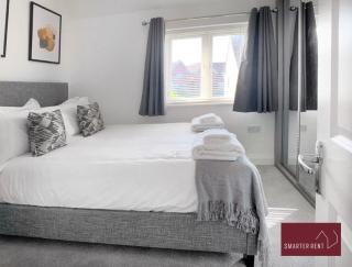 Bracknell - Maisonette Parking 2Bed - 4
