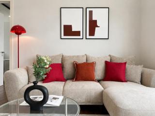 Near BTS l Central Sukhumvit l Pool and Garden - 5