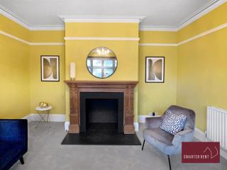Thames Ditton 4 Bedroom Detached House - 8