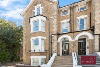 Richmond - 2 Bedroom Duplex Flat - With Parking - 0