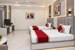 Apple Crest Inn - Near Delhi Airport - 7