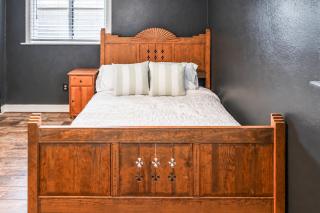 11327 Home - 7