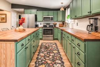 11327 Home - 3