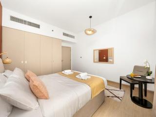 Beachfront 2BR | Dubai Eye & Sea View|Beach Access - Dubai - 1