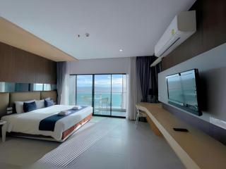 Golden Dragon Beach Resort Pattaya (Bang Lamung) - 7