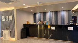 Golden Dragon Beach Resort Pattaya (Bang Lamung) - 2