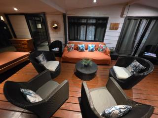 Maetuatini Beach House - 1