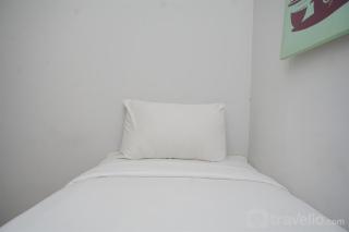 Comfort and Comfy 2BR at Great Western Resort Apartment By Travelio - Pumpangsineng - 2
