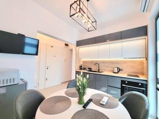 Bright & Modern Luxury family Apartment - 8