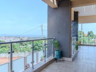 Kare Suites - 8