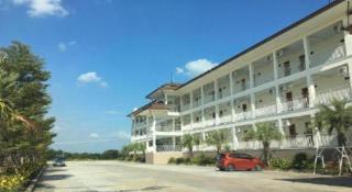 Zen Garden Resort - 4