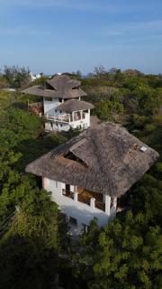 Watamu Beach Cottages B&B - 8