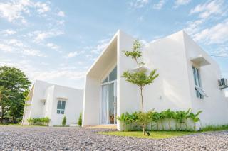 Putih Kaca Villa - 9